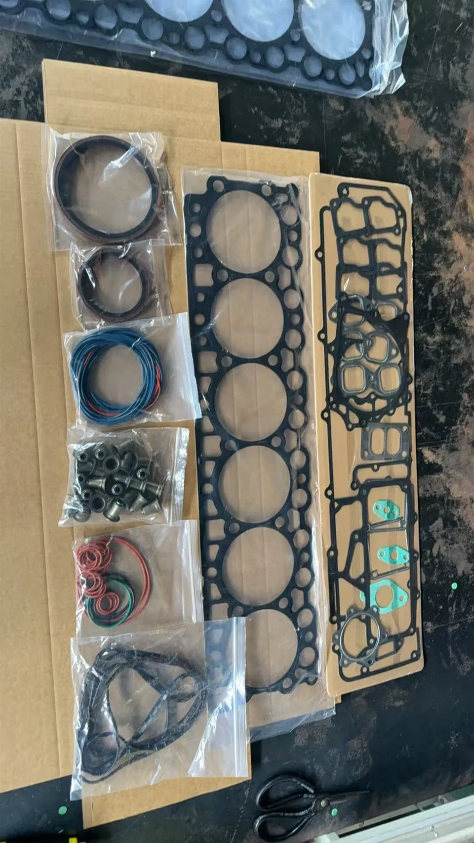 Σετ επισκευής κινητήρα HOWO WP7G270E301